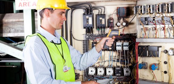 When Should Electricians in Salem OR Handle Your Electric Panel?