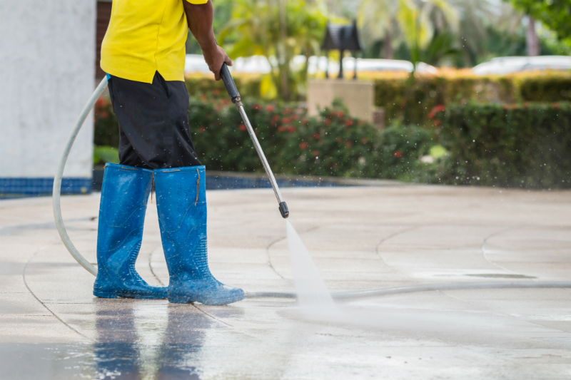 How Pressure Washing Services Can Extend the Lifetime of Outdoor Surfaces
